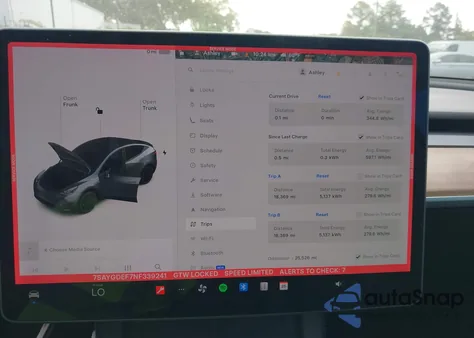 2022 Tesla Model Y Performance Dual Motor All-Wheel Drive z USA, uszkodzony, nr VIN 7SAYGDEF7NF339241